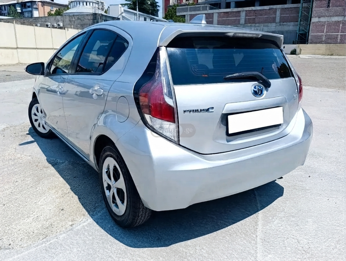 Toyota Prius C