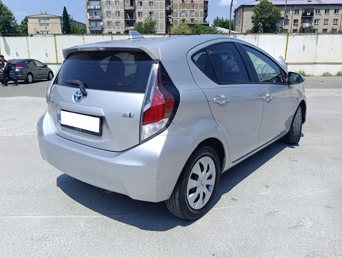 Toyota Prius C