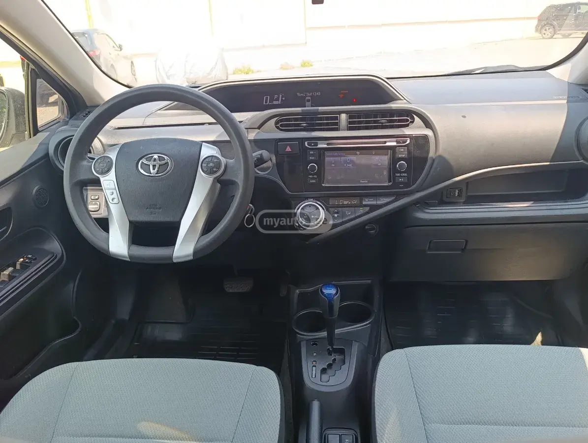 Toyota Prius C